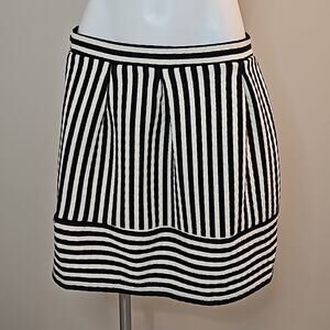 NWT Xhilaration Black and White Striped Mini Skirt